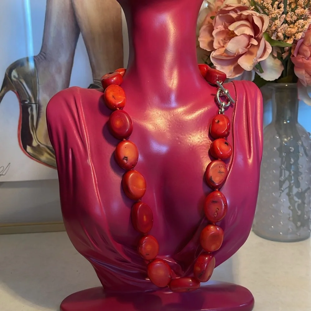 Large Chunky Coral necklace beaded with redone prochain sterling closure - Picture 3 of 10